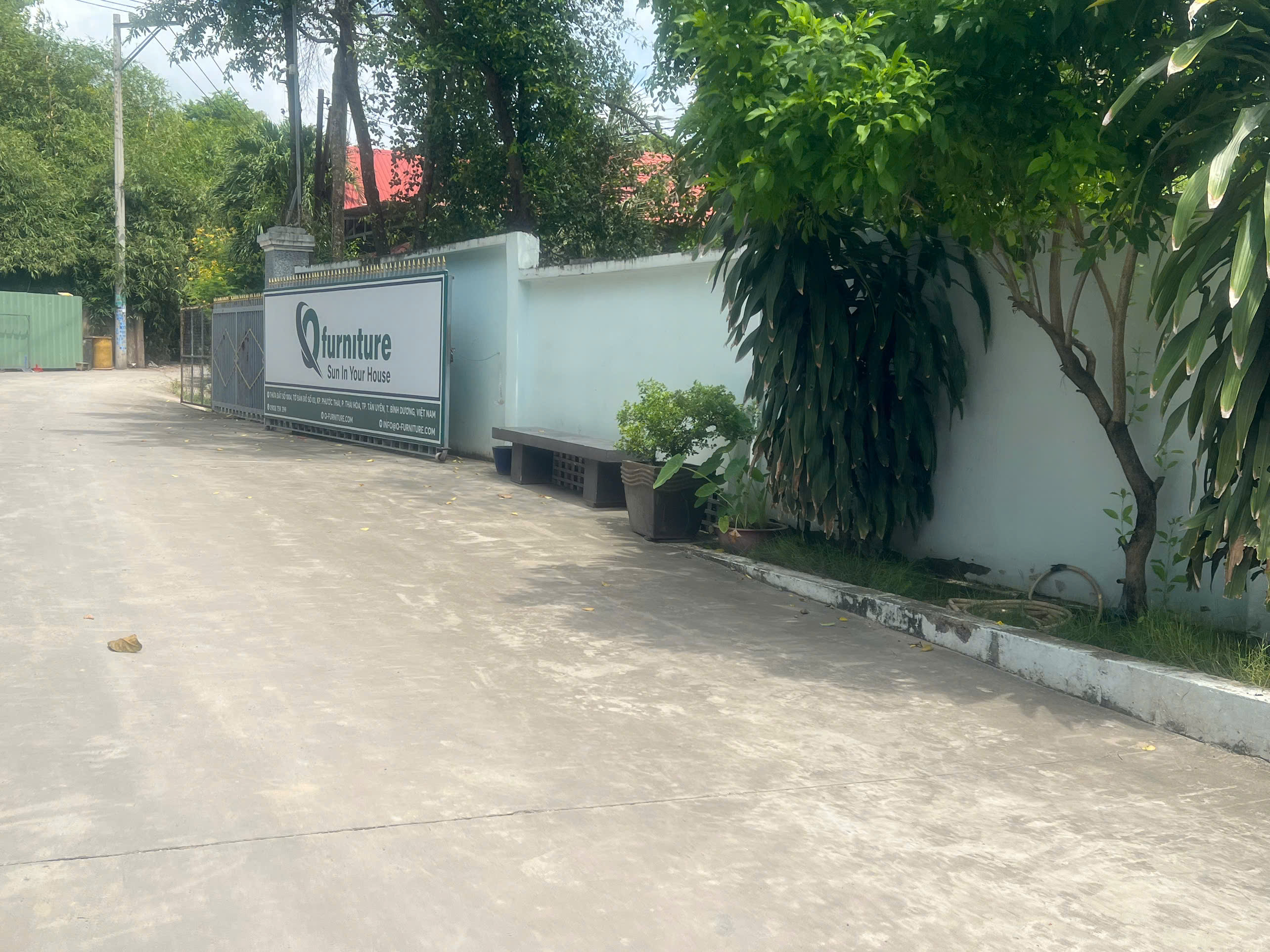 Outer view of gate.jpg